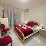 La Casa Nel Parco By Smart-home Vallecrosia