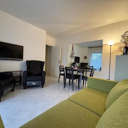 La Casa Nel Parco By Smart-home Валлекрозия