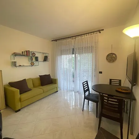 La Casa Nel Parco By Smart-home Vallecrosia