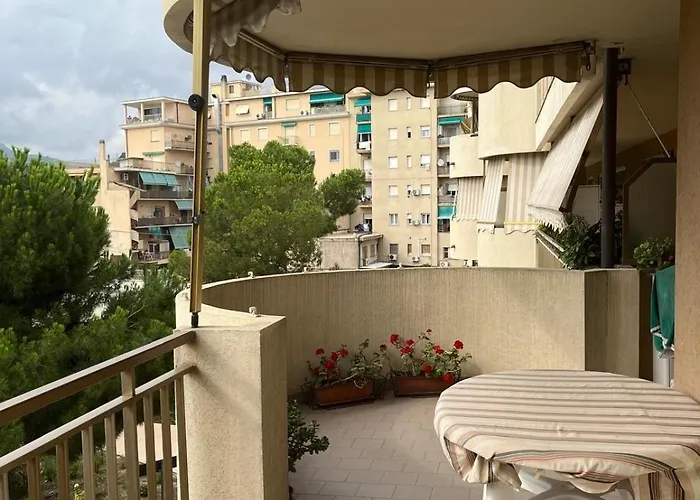 La Casa Nel Parco By Smart-home Apartamento Vallecrosia