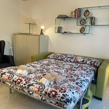 La Casa Nel Parco Vicino Al Mare * Vallecrosia