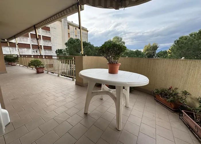 La Casa Nel Parco By Smart-home Lejlighed Vallecrosia